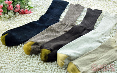 高筒純棉線紳士襪 時尚、舒適與健康的完美結合